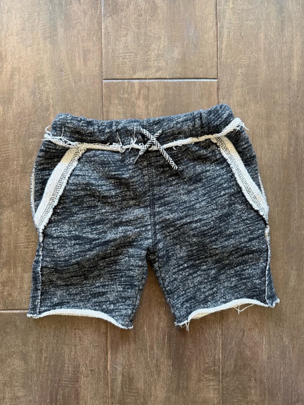 Appaman Brighton Shorts Black Gray 100% Cotton 2T Drawstring Pull On Pockets